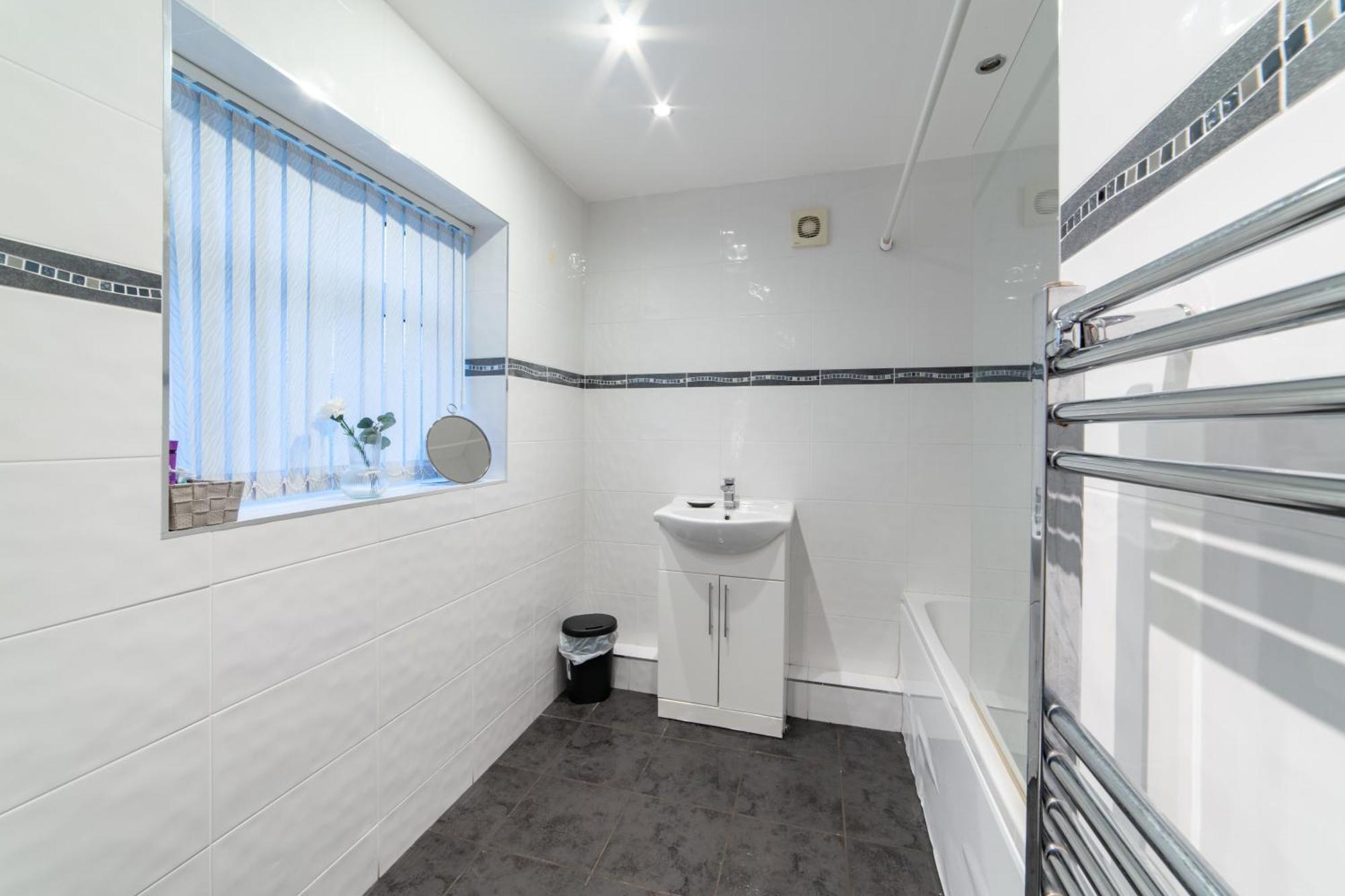 Cozy Rooms In Shared Accommodation Near Anfield Stadium With Parking And Wifi Liverpool Esterno foto